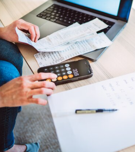 How to Budget When You’re Struggling Financially