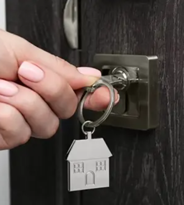 How to Create a Real Estate Postcard That Boosts Response Rates